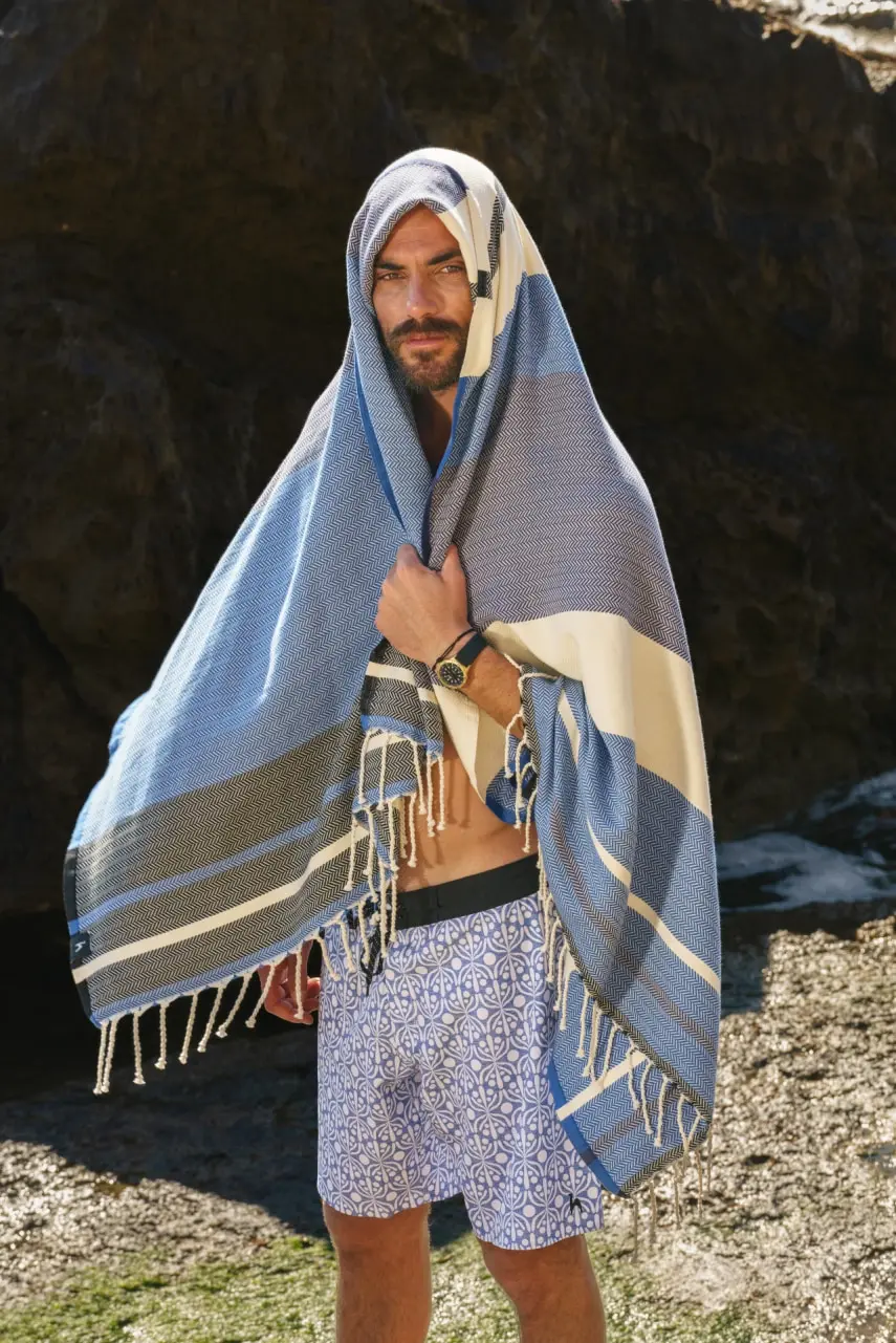 Futah - Flora Blue & White Boardshorts (12)