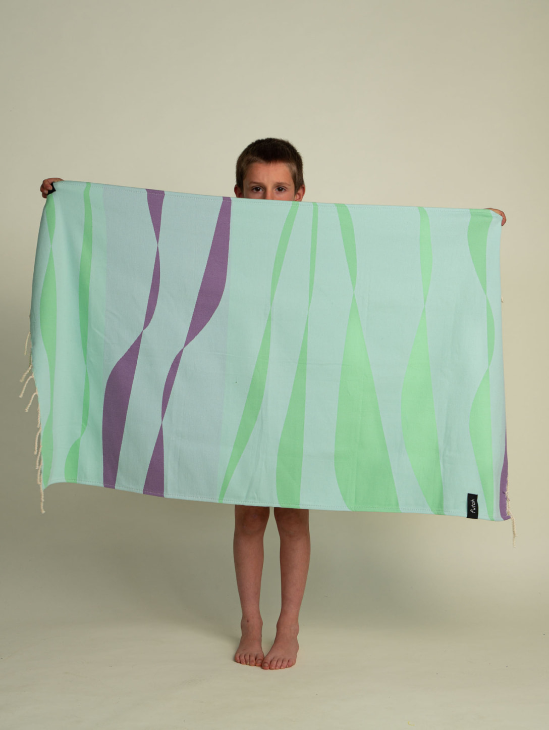 Futah - Sea Storm Hellblaues Kinderhandtuch (1)