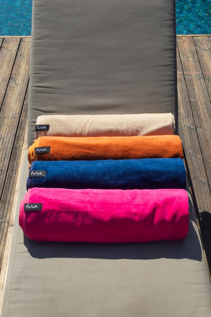 Futah - Ericeira Neon Pink Terry Towel (7)