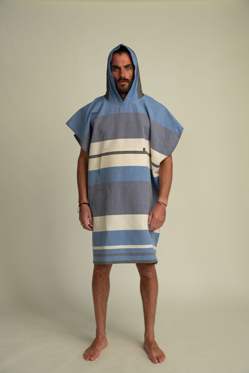 Futah - Papua Blue Adult Poncho (2)