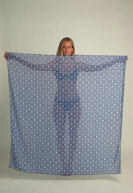 Pareo Flora Blue & White (2)
