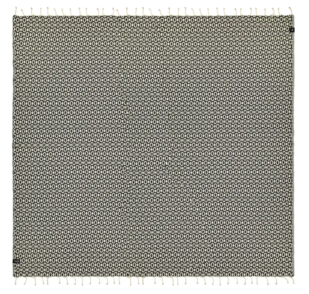 Futah - Pulse Black XL Towel (1)